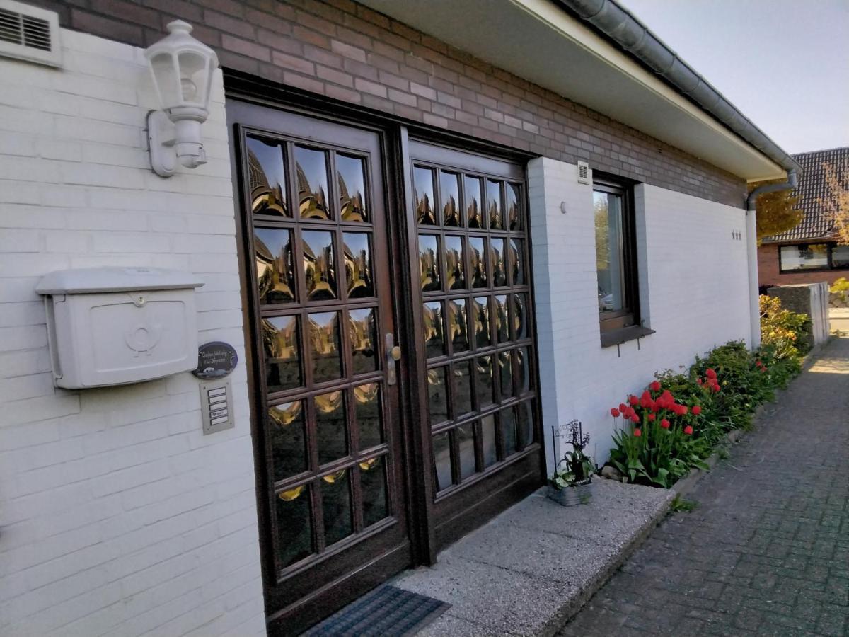 Ferienwohnung 1 Haus Neptun Erdgeschoss บือซุม ภายนอก รูปภาพ